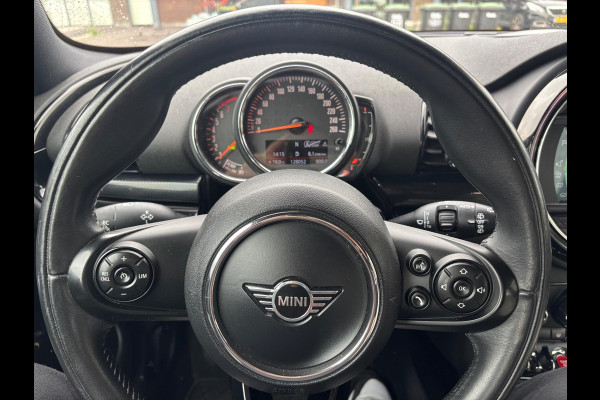 MINI Clubman 1.5 Cooper Business Edition | Orig NL | Sport LEER | LED | Navi | Trekhaak | 1e EIG