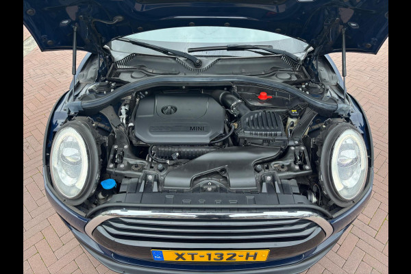 MINI Clubman 1.5 Cooper Business Edition | Orig NL | Sport LEER | LED | Navi | Trekhaak | 1e EIG