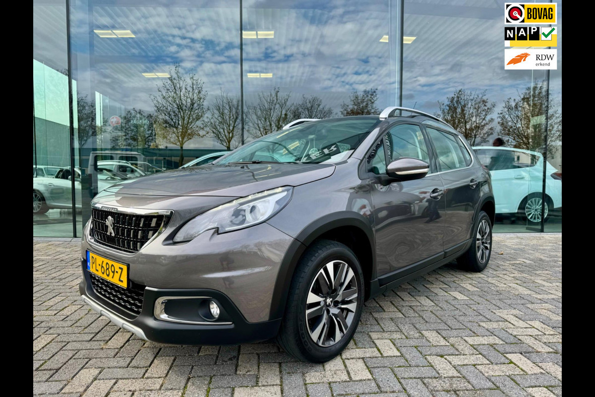 Peugeot 2008 1.2 Turbo 110pk Allure, CarPlay, Panoramadak, Trekhaak