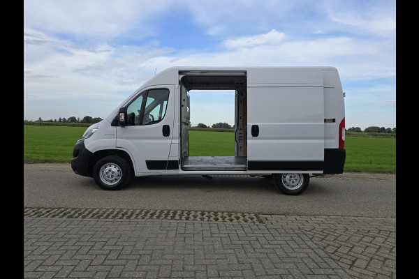 Fiat Ducato 35 2.3 MultiJet L2 H2 - Euro 6 - 130 Pk - Navi - ParkeerCamera -