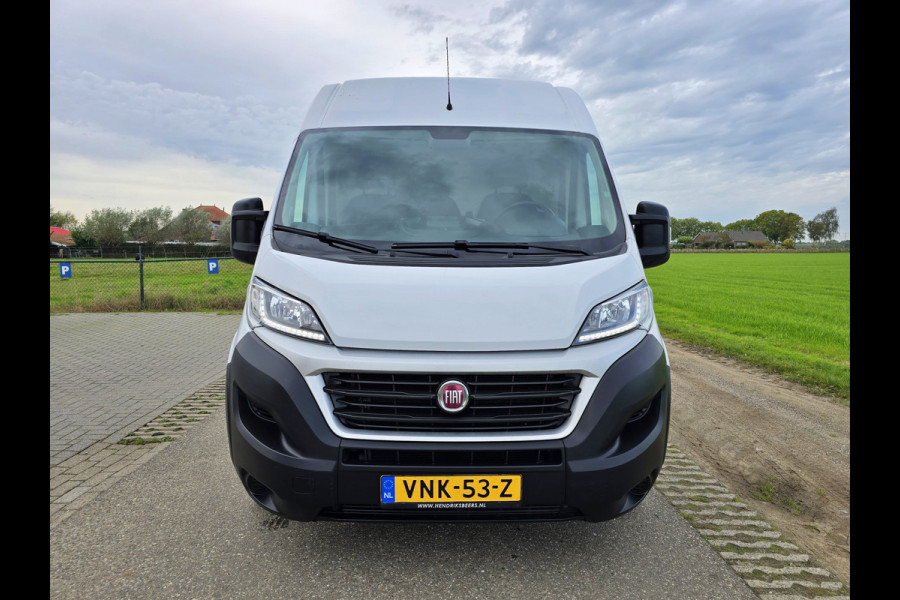 Fiat Ducato 35 2.3 MultiJet L2 H2 - Euro 6 - 130 Pk - Navi - ParkeerCamera -