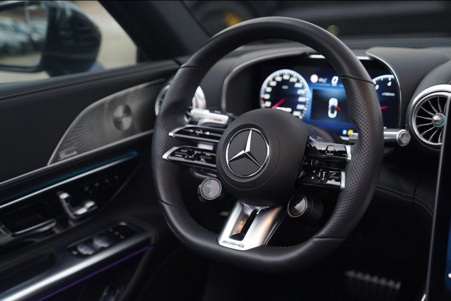 Mercedes-Benz SL-Klasse Roadster AMG 63 4MATIC+ | Burmester | Luchtvering | HuD | 12-2023 | Luxe Leder | Stuur assistent | NIEUW |