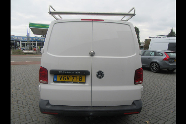 Volkswagen Transporter 2.0 TDI 110PK L2H1, Airco, Trekhaak, PDC, 2 Schuifd.