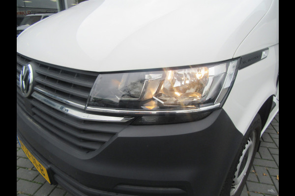 Volkswagen Transporter 2.0 TDI 110PK L2H1, Airco, Trekhaak, PDC, 2 Schuifd.