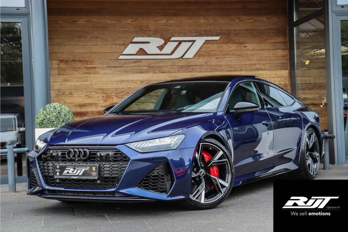 Audi RS7 4.0 V8 TFSI quattro **Ceramic/Carbon/HUD/Pano/Matrix/360**