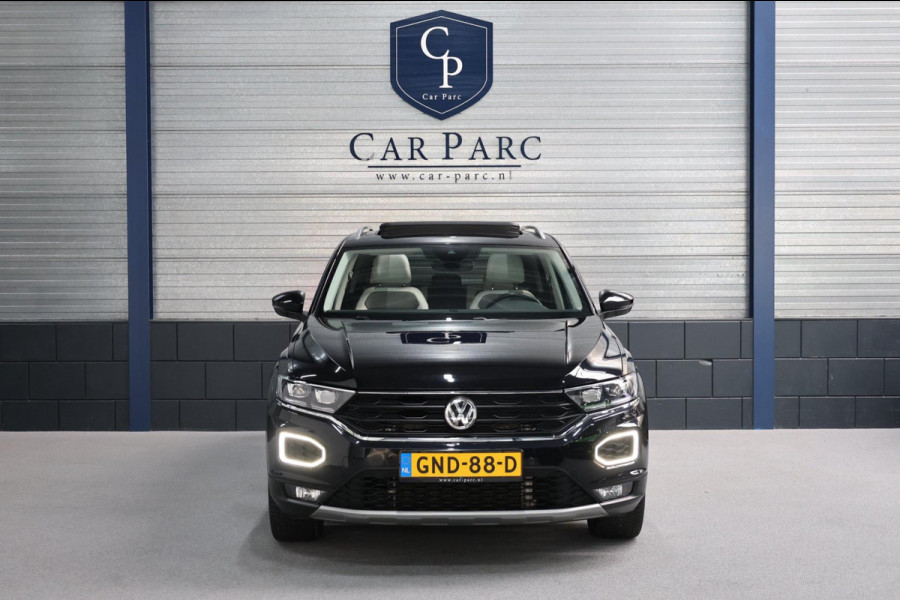 Volkswagen T-Roc 2.0 TSI 4Motion R-LINE LED/PANO/LEER+S.VERWARMING/19" LMV/CAM/LINE/ACC/ECC/12 MND GARANTIE!