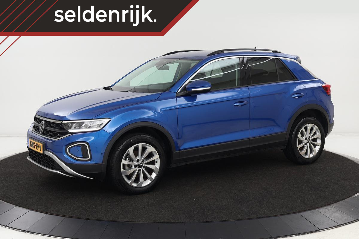 Volkswagen T-Roc 1.5 TSI Comfortline | Adaptive Cruise | Full LED | Climate control | DAB+ | Bluetooth | PDC