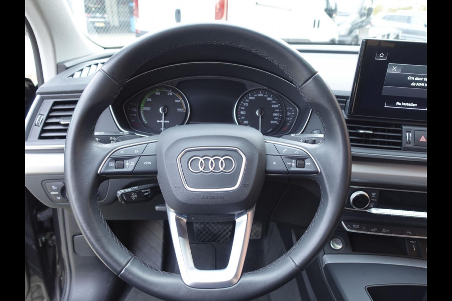 Audi Q5 50 TFSI e Pro Line | Navigatie | Apple Carplay/Android Auto | Adaptive Cruise Control | Parkeersensoren | Camera | Elektrische achterklep | LED | Stoelverwarming