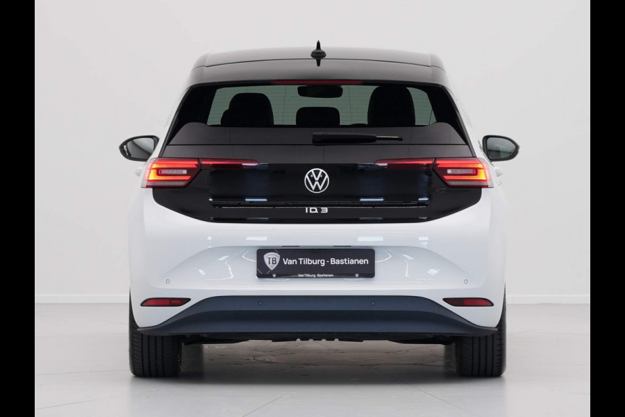 Volkswagen ID.3 First Plus 58 kWh 204pk (Ex 2.000,- Subsidie) Navigatie Camera Acc Lm Velgen