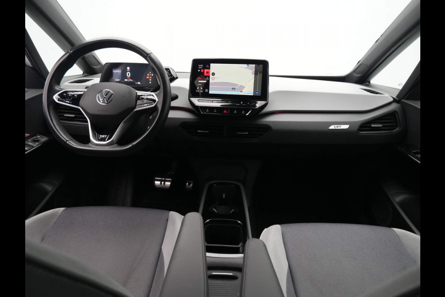 Volkswagen ID.3 First Plus 58 kWh 204pk (Ex 2.000,- Subsidie) Navigatie Camera Acc Lm Velgen