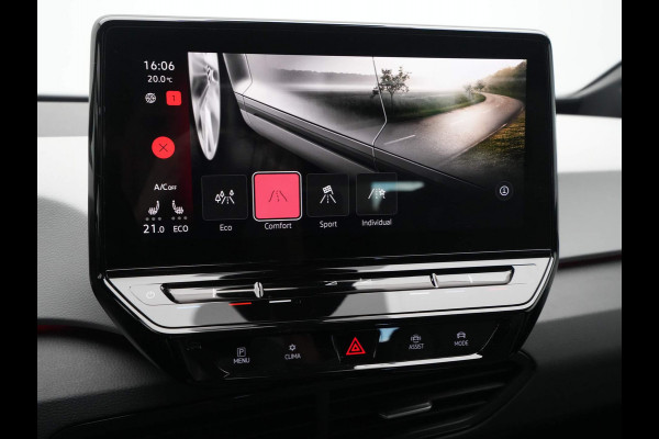 Volkswagen ID.3 First Plus 58 kWh 204pk (Ex 2.000,- Subsidie) Navigatie Camera Acc Lm Velgen