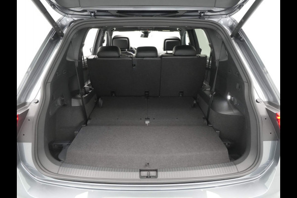 Volkswagen Tiguan Allspace 1.5 TSI 150pk DSG R Line Business 7p. Panorama Camera Virtual Cockpit Trekhaak