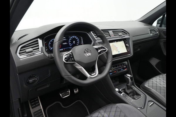 Volkswagen Tiguan Allspace 1.5 TSI 150pk DSG R Line Business 7p. Panorama Camera Virtual Cockpit Trekhaak