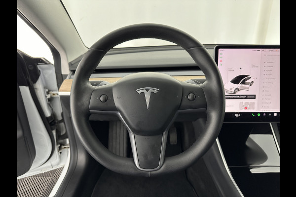 Tesla Model 3 Standard RWD Plus 60 kWh (INCL-BTW) Aut. *PANO | TOWBAR | AUTO-PILOT | NAPPA-LEATHER | KEYLESS | FULL-LED | MEMORY-PACK | SURROUND-VIEW | DAB | APP-CONNECT | DIGI-COCKPIT | LANE-ASSIST | COMFORT-SEATS | 18"ALU*