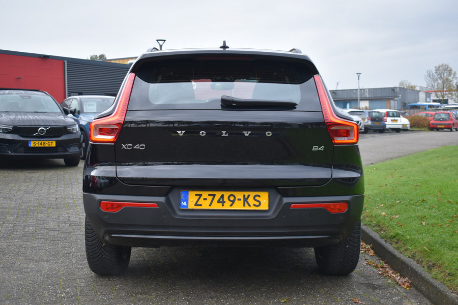 Volvo XC40 B4 198PK Automaat Plus Dark