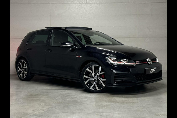 Volkswagen Golf 2.0 TSI GTI Performance Pano Virtual Carplay