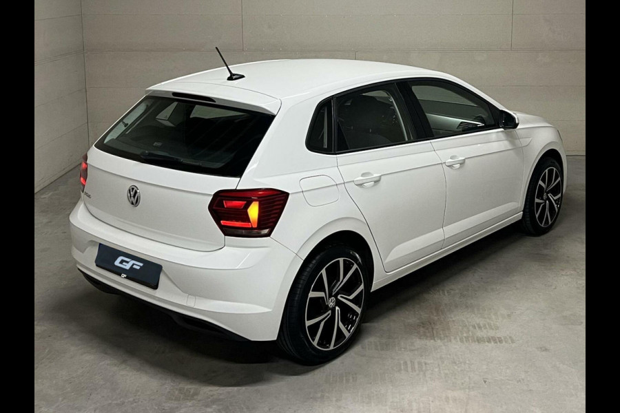 Volkswagen Polo 1.0 TSI 17” R-Line Airco ACC Carplay NAP