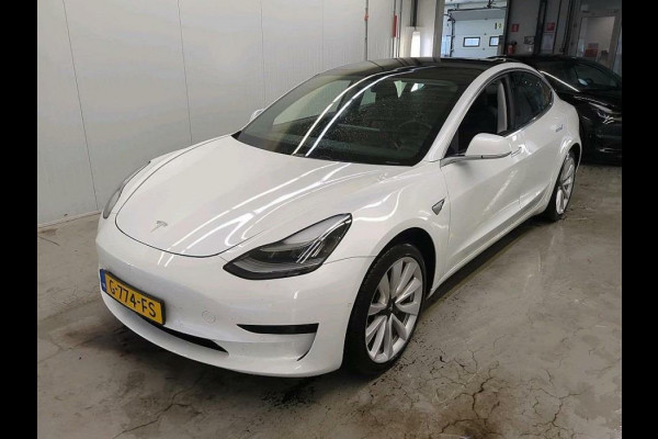 Tesla Model 3 Standard Plus 60 kWh Autopilot Pano NAP