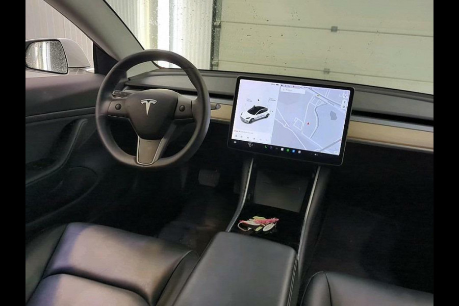 Tesla Model 3 Standard Plus 60 kWh Autopilot Pano NAP