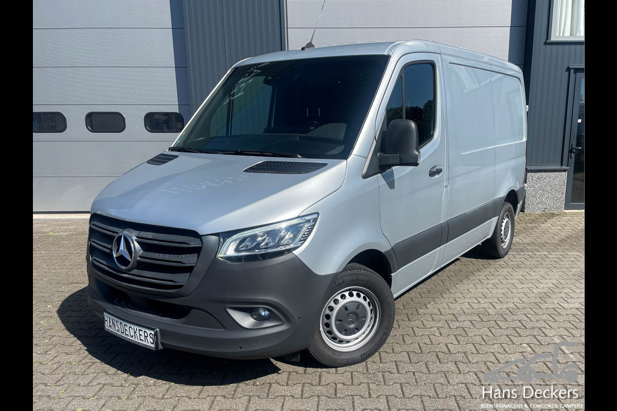 Mercedes-Benz Sprinter 314 Automaat L1 H1 Distronic Airco Bott Inrichting LED 1510 kg laadvermogen!