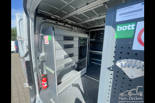 Mercedes-Benz Sprinter 314 Automaat L1 H1 Distronic Airco Bott Inrichting LED 1510 kg laadvermogen!