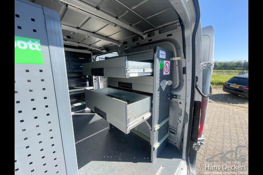 Mercedes-Benz Sprinter 314 Automaat L1 H1 Distronic Airco Bott Inrichting LED 1510 kg laadvermogen!