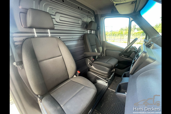 Mercedes-Benz Sprinter 314 Automaat L1 H1 Distronic Airco Bott Inrichting LED 1510 kg laadvermogen!