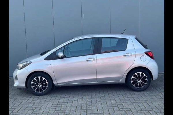 Toyota Yaris 1.5 Hybrid Aspiration Camera/navigatie/1e eigenaar