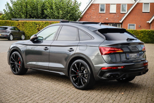 Audi Q5 Sportback 50 TFSIe Quattro Competition S Edition S-Line 299pk Automaat|1e|DLR|Luchtvering|Panoramadak|Virtual Cockpit|OLED