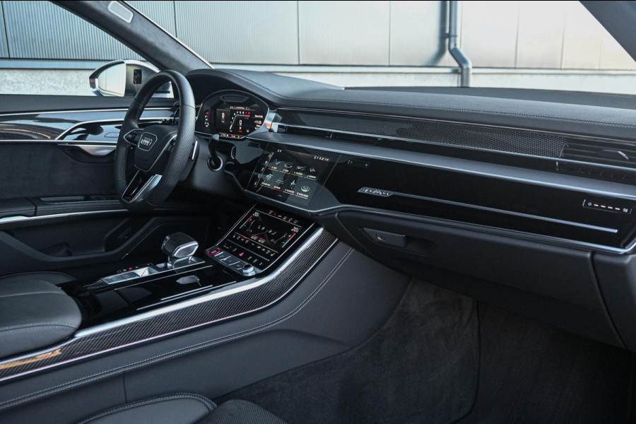 Audi S8 4.0 TFSI Quattro *Bang & Olufsen / Massage + Ventilatie / Rear-Seat Entertainment / Panorama / Carbon*