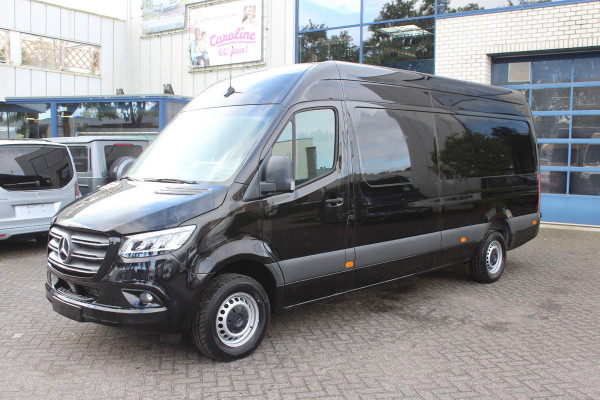 Mercedes-Benz Sprinter 319 CDI L3H2 3500 kg trekhaak, 10.25 MBUX met camera, Climate controle, Etc.