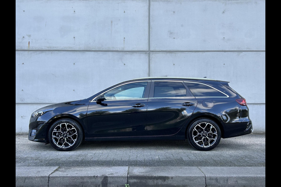 Kia Ceed Sportswagon 1.5 T-GDi GT-Line | Panoramadak | Leder/Alcantara | Camera | Navi | Stuur-/Stoelverwarming | 17” Velgen | Clima | Key-Less | PDC | Cruise | LED |