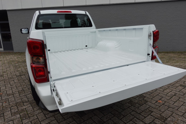 Isuzu D-max 1.9 Extended Cab LS | AUTOMAAT | MY 24 | NAV by APP | A. CAMERA | BPM VRIJ!!!