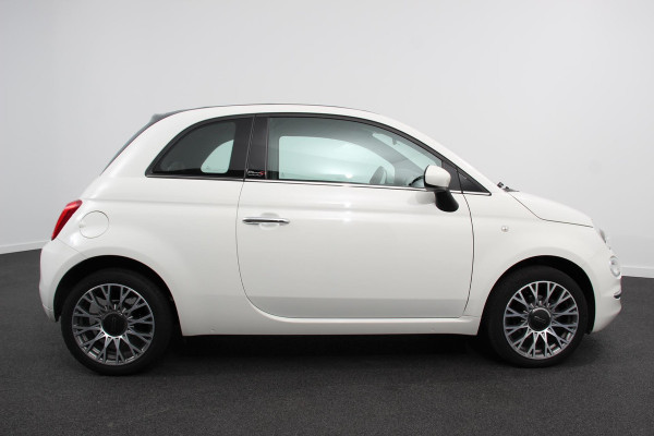 Fiat 500C 1.2 Star | Navigatie | Lederen Bekleding | Apple carplay/Android Auto | Climate Control | 16 Inch Lichtmetalen Velgen | Parkeersensoren Achter |