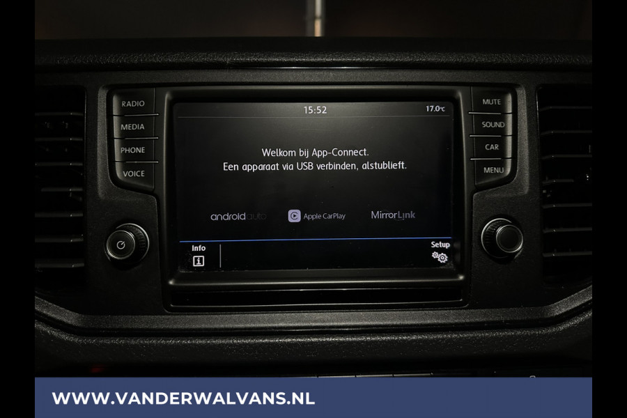 Volkswagen Crafter 2.0 TDI 140pk L4H4 L3H3 Hoog dak Euro6 Airco | 2x Zijdeur | Camera | Apple Carplay android auto, bijrijdersbank, 270 gr. achterdeuren, 3000kg trekvermogen