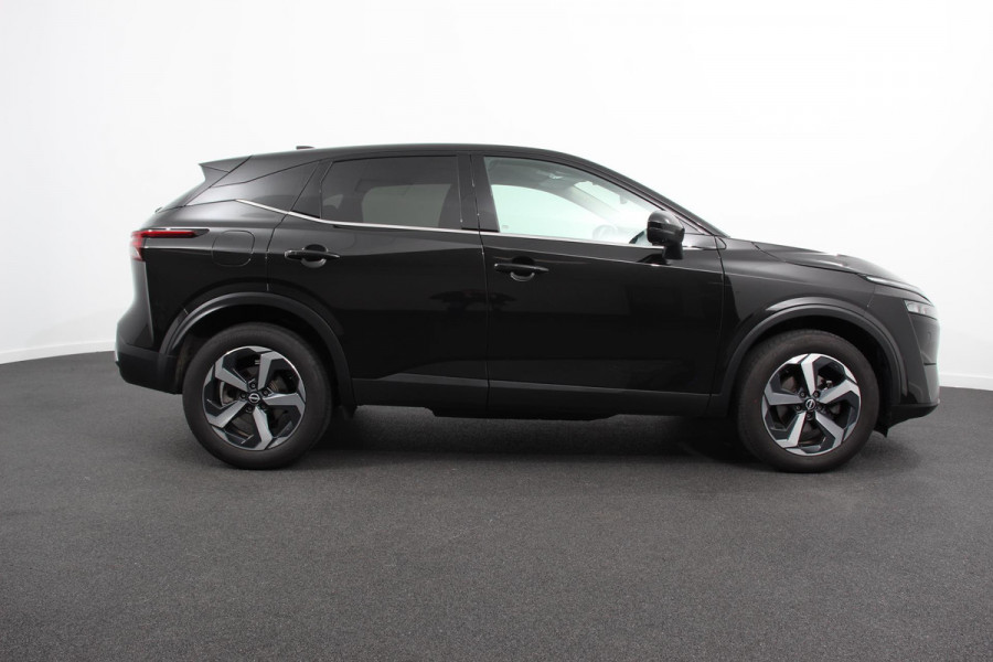 Nissan QASHQAI 1.3 MHEV 158pk Xtronic N-Connecta | Navigatie | Apple Carplay/Andoid Auto | Parkeersensoren |360 Camera | Adaptive Cruise Control | Blind Spot Assist | Stuur- en stoelverwarming | Ledverlichting | Climatronic | Getinte ramen