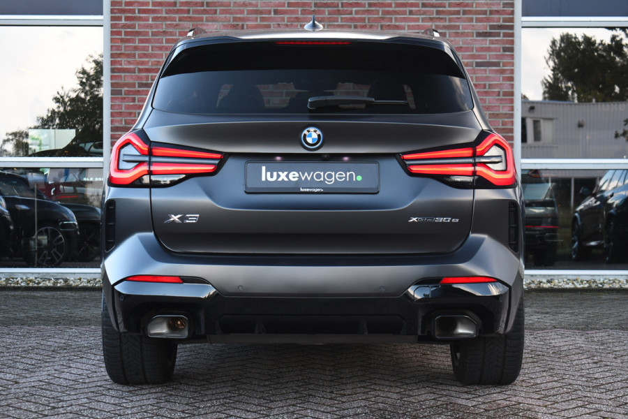 BMW X3 xDrive30e M-Sport Ind.Frozen-grey Pano Carbon Camera 20inch