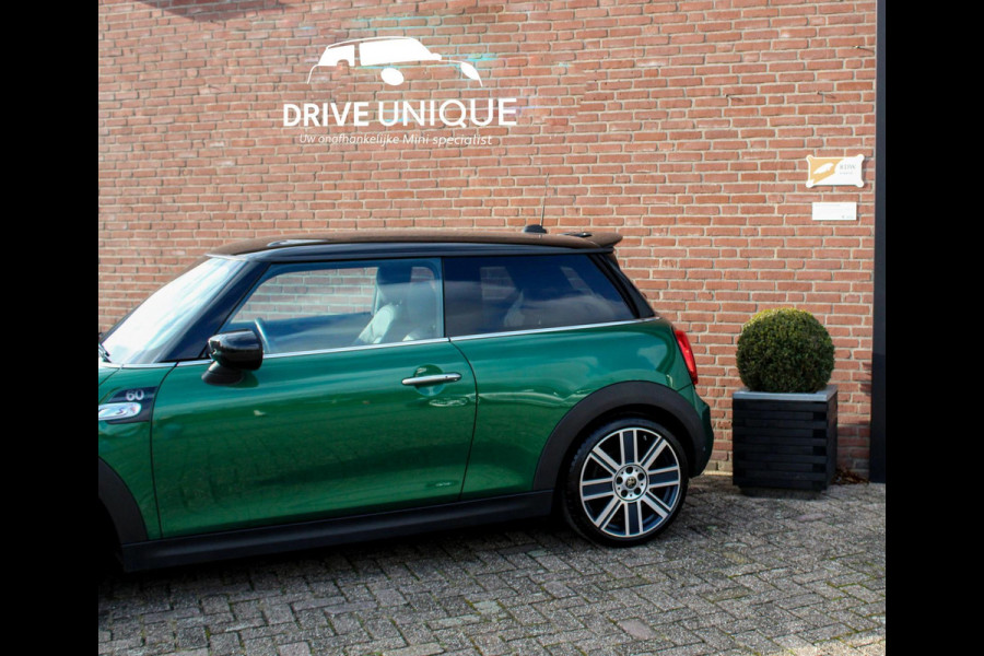 MINI Mini 2.0 Cooper S 60 Years Edition, Adaptive, camera en parkeersensoren, Apple Carplay, Navigatie prof., Harman Kardon HiFi