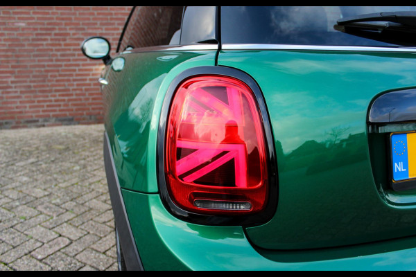 MINI Mini 2.0 Cooper S 60 Years Edition, Adaptive, camera en parkeersensoren, Apple Carplay, Navigatie prof., Harman Kardon HiFi