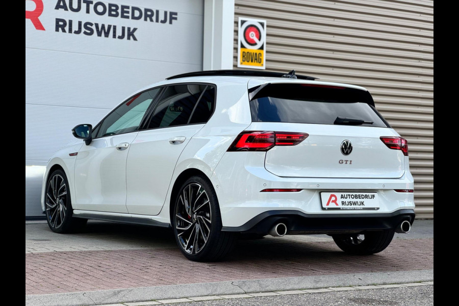 Volkswagen Golf 2.0 TSI GTI Pano/Leer/H&K/Camera