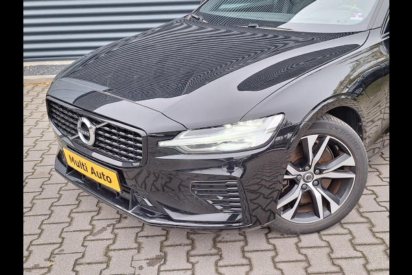 Volvo V60 T6 Recharge AWD R-Design Plug in Hybrid PHEV | Trekhaak af Fabriek | Lederen Sporstoelen Memory | Harman Kardon | Adaptive Cruise | Head Up | Camera |  Carplay |