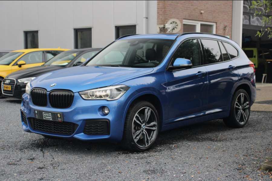 BMW X1 SDrive20i High Executive 192 PK Aut. M-Pakket Trekhaak Pano Camera 19''