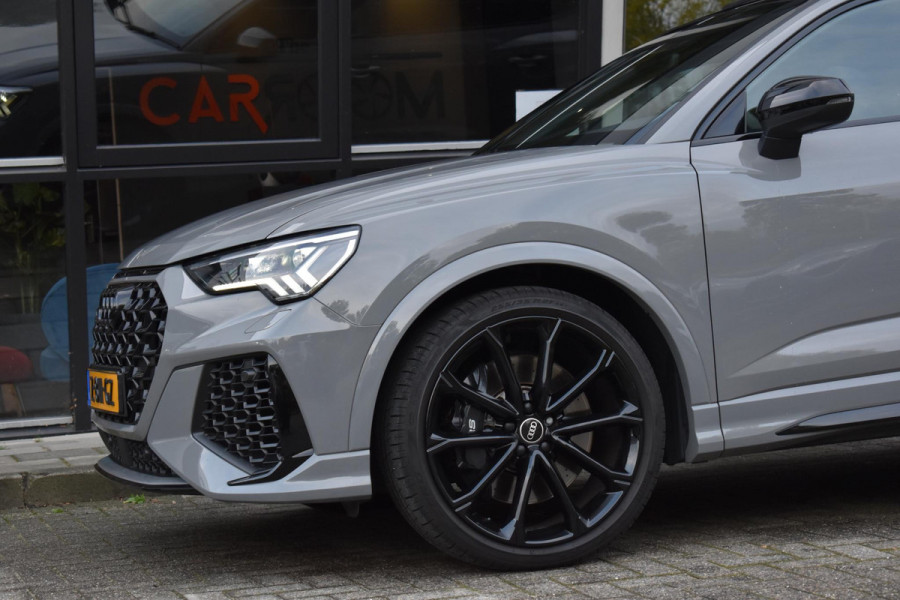 Audi Q3 Sportback TFSI RSQ3