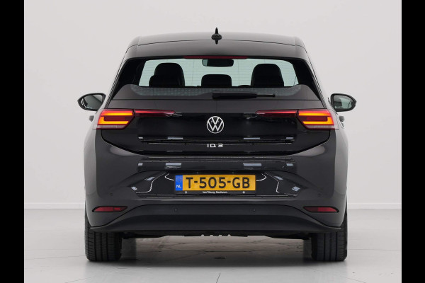 Volkswagen ID.3 Pure 45 kWh 150pk Navigatie Camera Stoelverwarming Acc 145