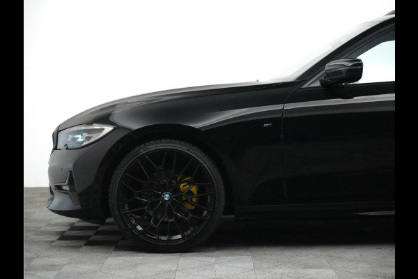 BMW 3-serie 320i Aut8 185pk Executive Edition M-Sport (19 inch,panodak,laser,sfeerverlichting,black-edition)