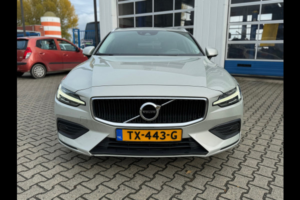 Volvo V60 2.0 T5 Momentum