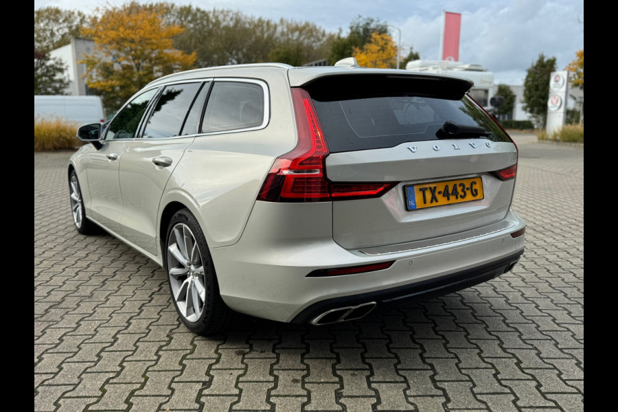 Volvo V60 2.0 T5 Momentum