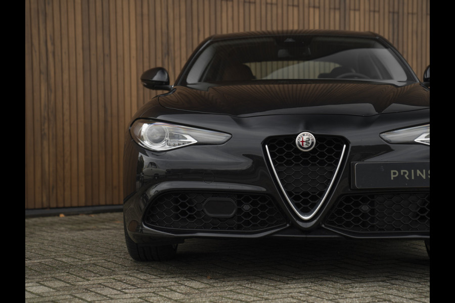 Alfa Romeo Giulia 2.0T AWD Veloce 280pk | NL-auto