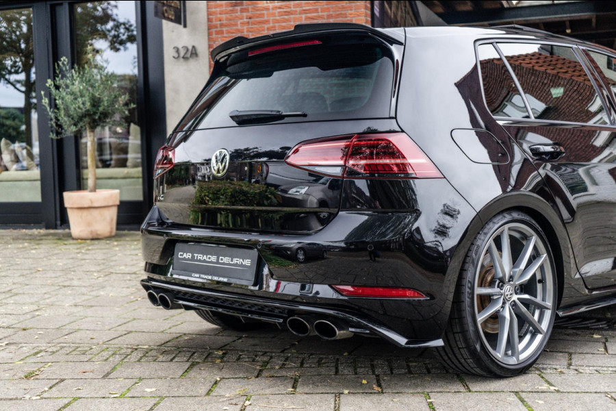 Volkswagen Golf 2.0 TSI 4Motion R Pano / Dyn / Acc / Camera