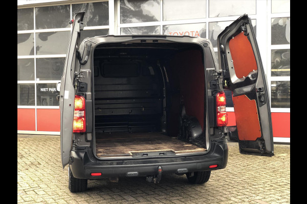 Toyota ProAce Long Worker 2.0 D-4D 122pk Cool Comfort | Eerste eigenaar, Trekhaak, 2 x Schuifdeur, Airco, Parkeercamera Cruise control